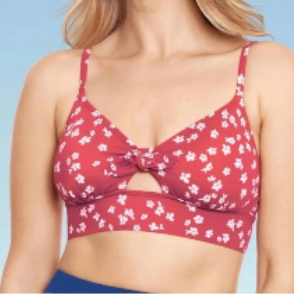 5/$25 NWOT Beach Betty Red Floral Bikini top